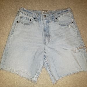 Abercrombie and Fitch 7" Dad shorts high rise 30-10